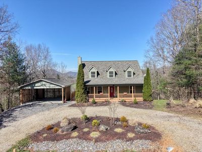 6129 Ruth Dr
