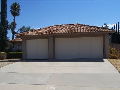 39560 Glenwood Ct