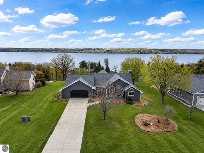 7215 Cedarview Ln