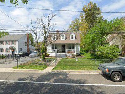2631 Parkland Dr