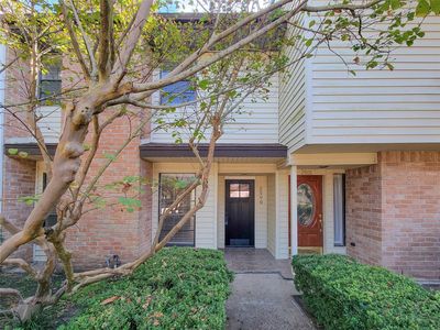 2590 Bering Dr