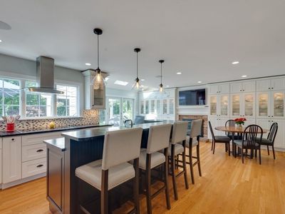 37 Spruce Rd