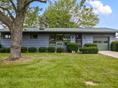322 Meadow Dr
