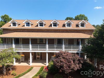 140 Ross Grove Rd W