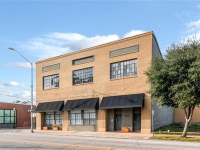 308 Saint Louis St APT 109