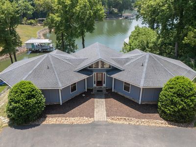 207 Winding Way