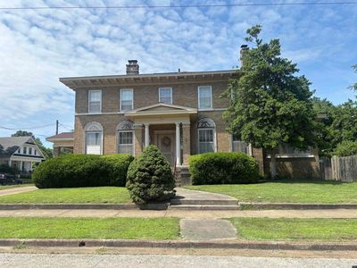 214 3rd St