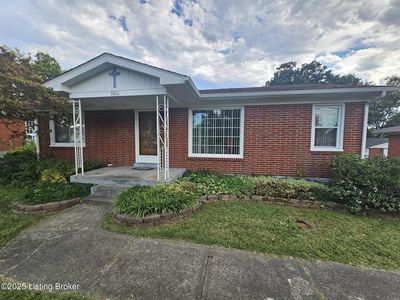 5816 Whispering Hills Blvd