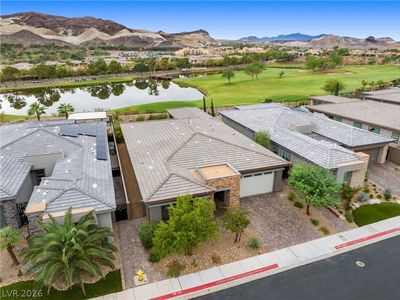 37 Reflection Bay Dr