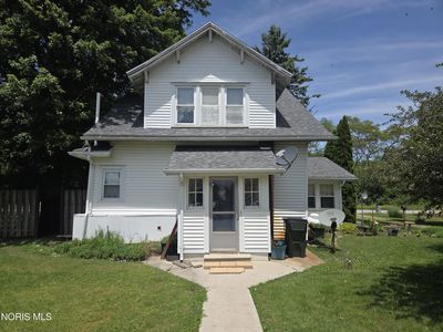 2494 Pelton Rd