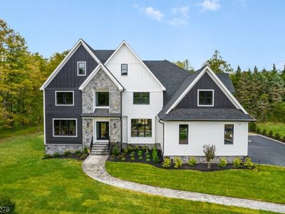 3 Brookside Dr