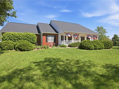 2102 Laurel Park Pl