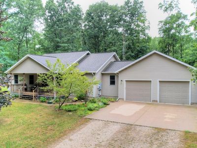 Property at 884 Nadeau Dr, Pullman, MI