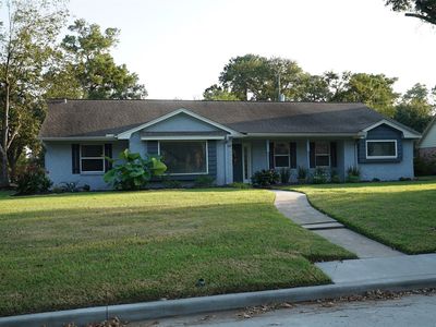 1014 Doral Ln