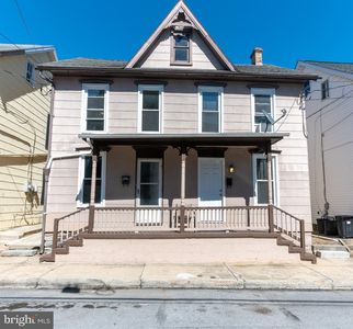 107-109 E North St