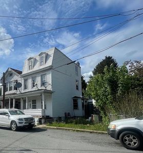 109 Coal St