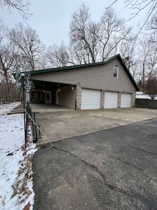 411 Illini Dr
