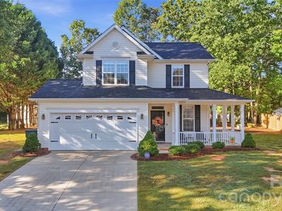 1242 Laurel Woods Dr