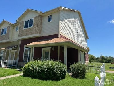 Property at 1 Fuller Cir, Junction City, KS