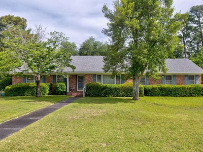 Property at 415 Cool Springs Dr, Camden, SC