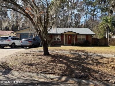 1116 KNOLL Drive S