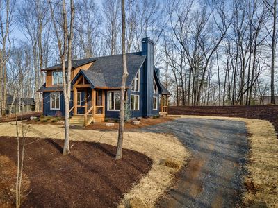 70 Cascading Brook Ln