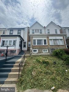 806 W Wellens St