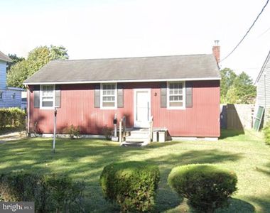Property at 218 South St #B, Eatontown, NJ