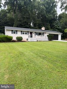 10782 W Crestview Ln