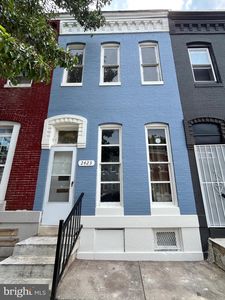 2423 Brentwood Ave