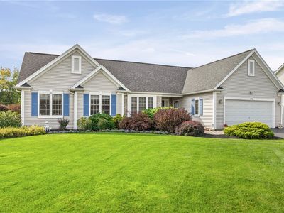 25 Acorn Valley Trl