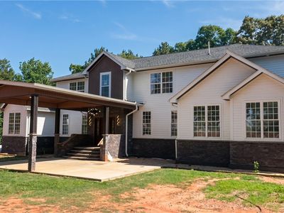 421 Burns Rd