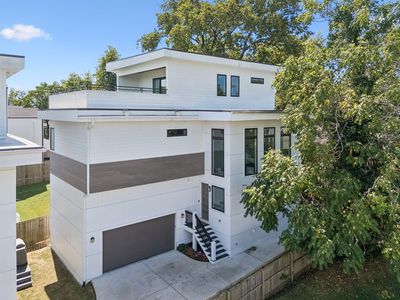 2807-B W Kirkwood Ave