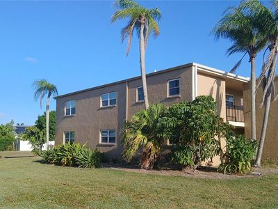 12300 PARK BOULEVARD #101