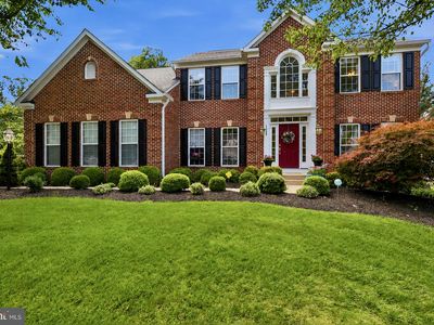 5484 Heredity Ln