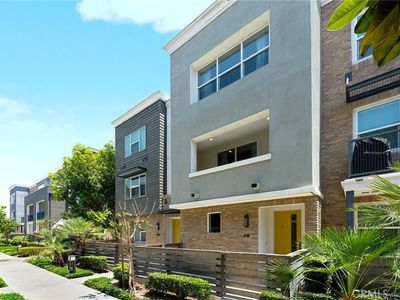 419 Falcon Pl
