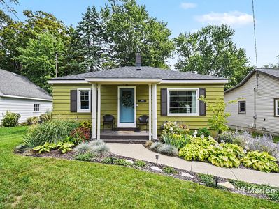 2540 Day Ave NW
