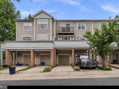 10345 Royal Woods Ct