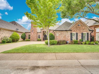 759 Village Green Dr