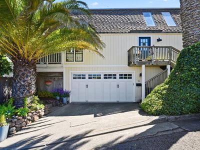 3 Rose Court