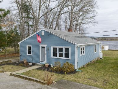 21 River Rd
