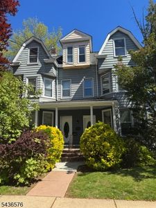 96 Hillside Ave