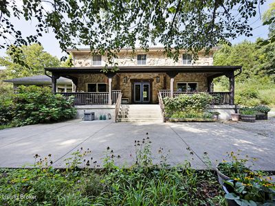 857 Overhill Dr