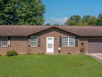 Property at 117 Oakmount Ct, Jasper, IN