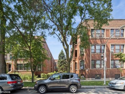 6106 S Kimbark Ave #1