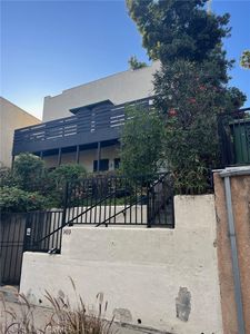 1431 Silver Lake Blvd