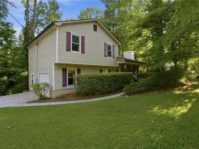 Property at 4695 Spring Gate Dr, Powder Springs, GA