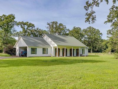 140 Sycamore Ln