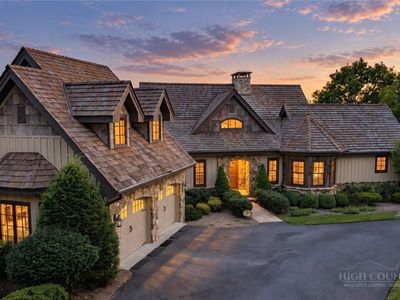 133 Summit Ledges Lane