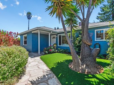 3052 Elda Ln